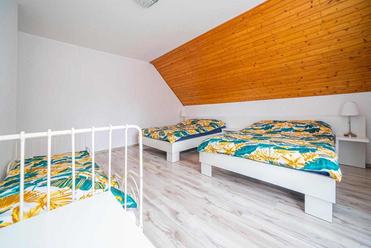 Villa Azalia Jastrzebia Gora Bagian luar foto