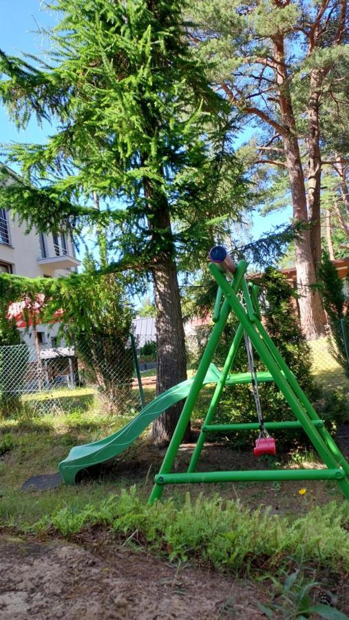 Villa Azalia Jastrzebia Gora Bagian luar foto