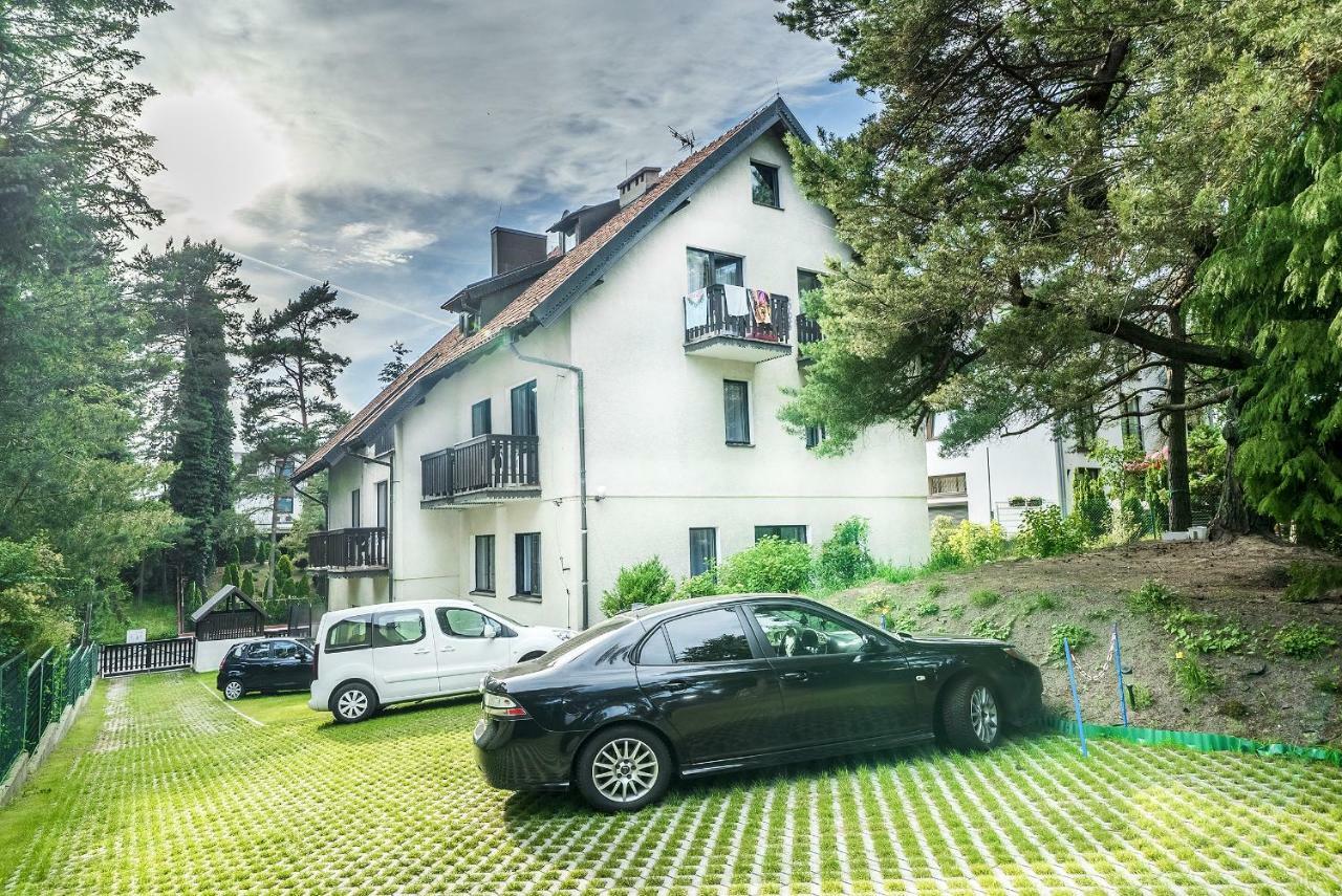 Villa Azalia Jastrzebia Gora Bagian luar foto